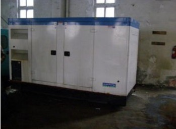 平顶山康明斯150kw大型柴油二手发电机组